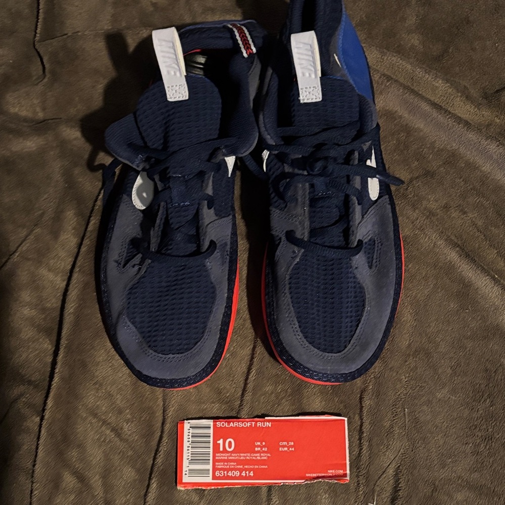 Nike Solarsoft Run Men's Shoes - Dark Blue and Red